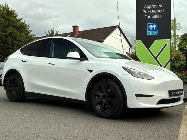 Tesla Model Y MPV, Electric, 2023, White