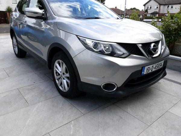 Nissan Qashqai Hatchback, Petrol, 2015, Silver