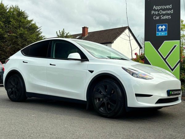 Tesla Model Y MPV, Electric, 2023, White