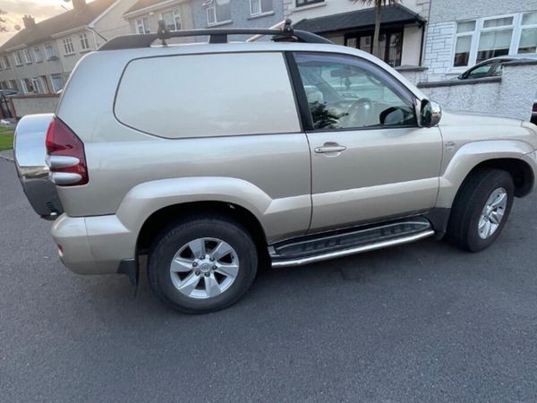 Toyota Land Cruiser SUV, Diesel, 2006, Beige