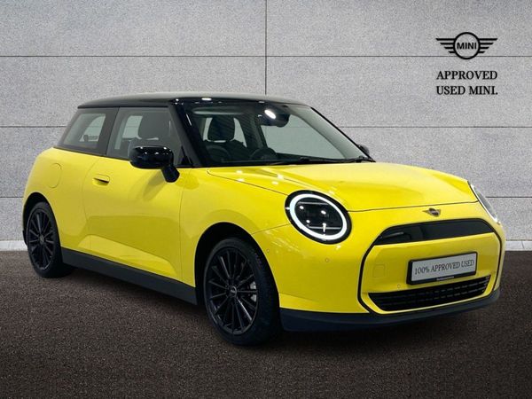 Mini Cooper Hatchback, Electric, 2025, Yellow
