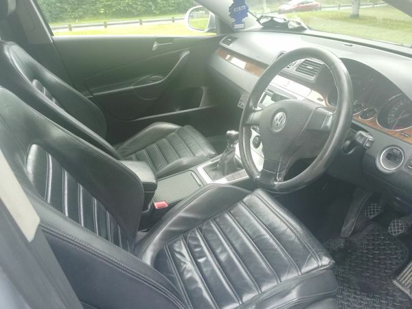 Volkswagen Passat Estate/Jeep, Diesel, 2008, Silver