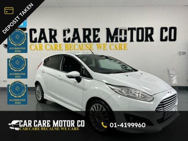 Ford Fiesta Hatchback, Petrol, 2015, White