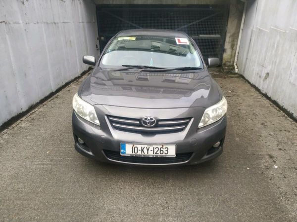 Toyota Corolla Saloon, Petrol, 2010, Grey