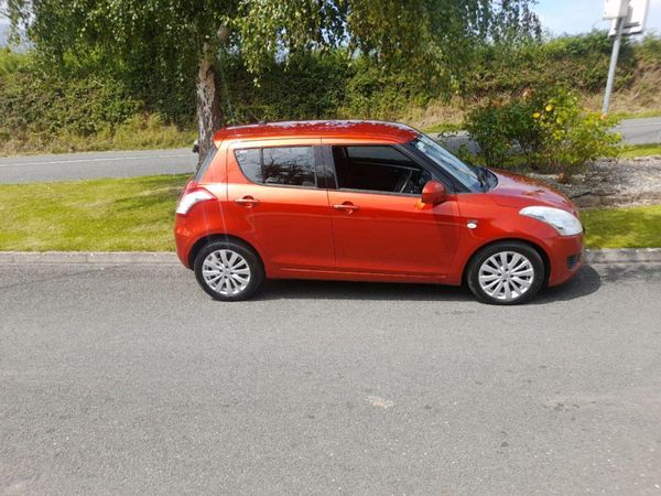 Suzuki Swift Hatchback, Diesel, 2012, Orange