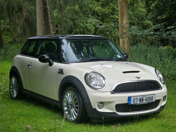 Mini Cooper Hatchback, Petrol, 2007, White