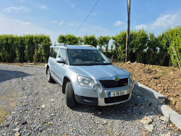 Skoda Yeti SUV, Diesel, 2011, Blue