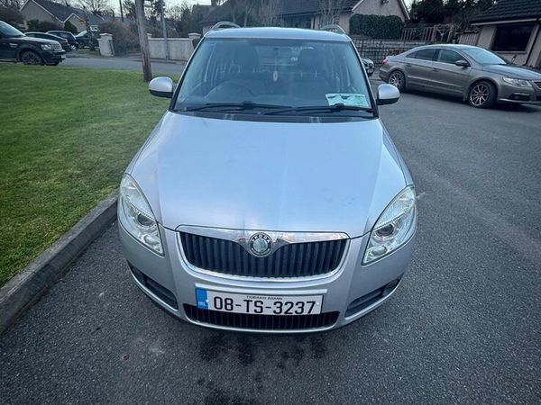 Skoda Fabia Estate, Petrol, 2008, Silver