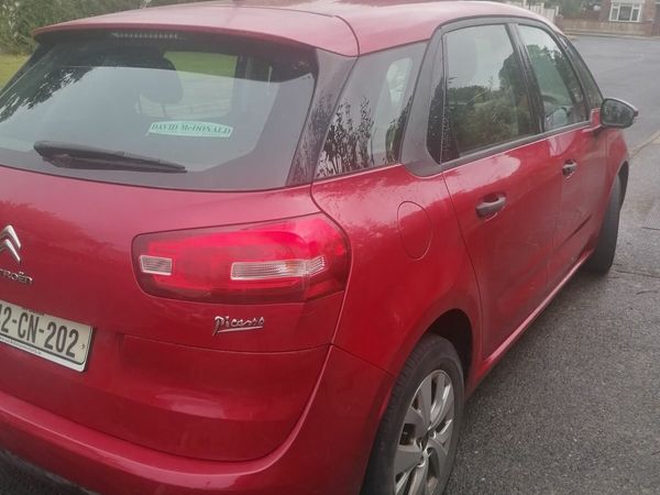 Citroen C4 Picasso MPV, Diesel, 2014, Red