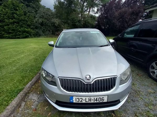 Skoda Octavia Hatchback, Diesel, 2013, Silver