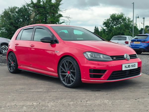Volkswagen Golf Hatchback, Petrol, 2015, Red