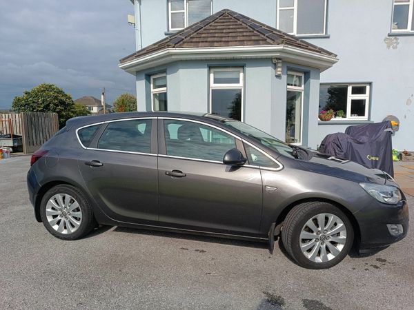 Opel Astra MPV, Diesel, 2012, Grey