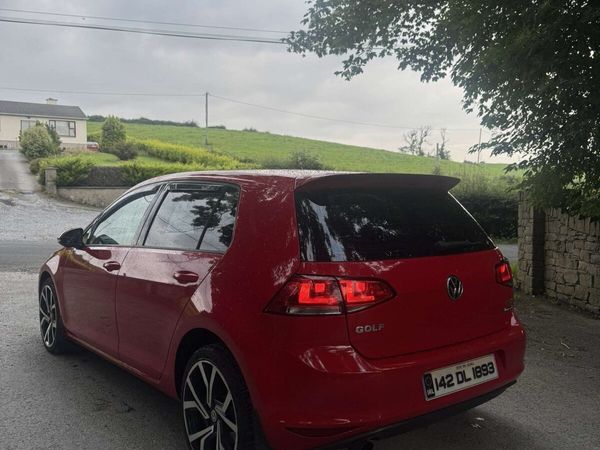 Volkswagen Golf Hatchback, Diesel, 2014, Red