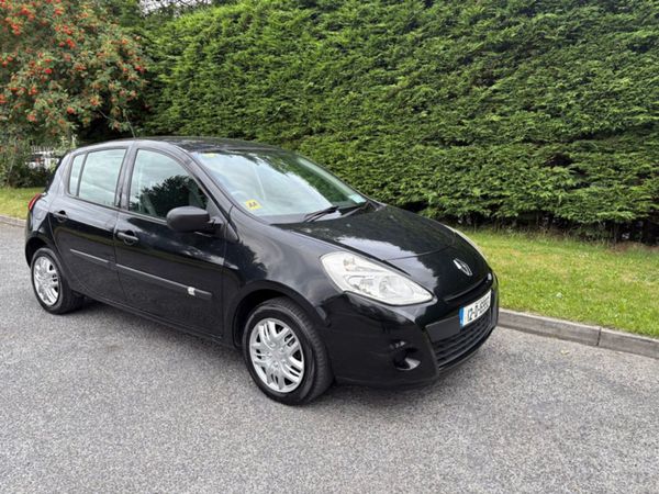 Renault Clio Hatchback, 2012, Black