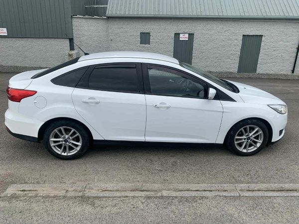 Ford Focus Saloon, Diesel, 2016, White
