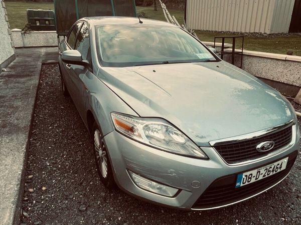 Ford Mondeo Saloon, Petrol, 2008, Silver