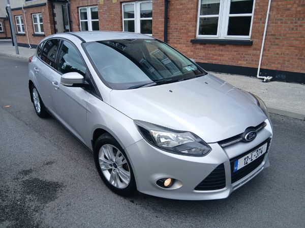 Ford Focus Hatchback, Diesel, 2012, Silver