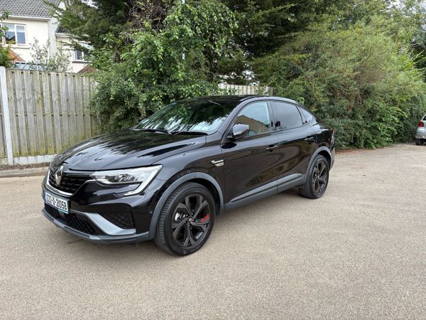 Renault Arkana Hatchback, Petrol, 2022, Black
