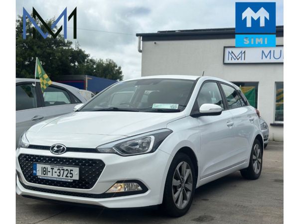 Hyundai i20 Hatchback, Petrol, 2018, White