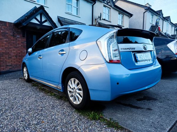 Toyota Prius Hatchback, Petrol Plug-in Hybrid, 2014, Blue
