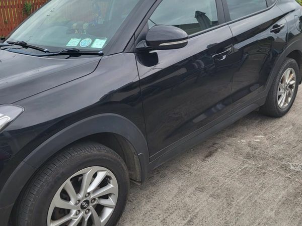 Hyundai Tucson SUV, Diesel, 2017, Black