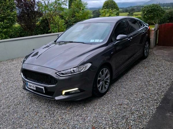 Ford Mondeo Hatchback, Diesel, 2018, Grey