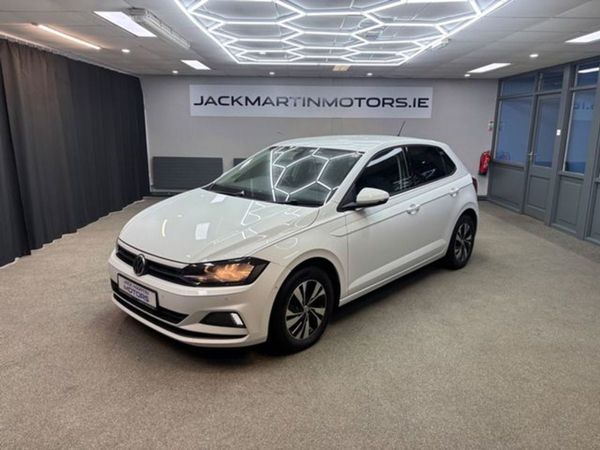 Volkswagen Polo Hatchback, Petrol, 2018, White
