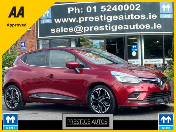 Renault Clio Hatchback, Petrol, 2017, Red