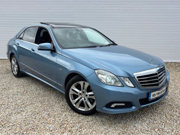 Mercedes-Benz E-Class Saloon, Diesel, 2010, Blue