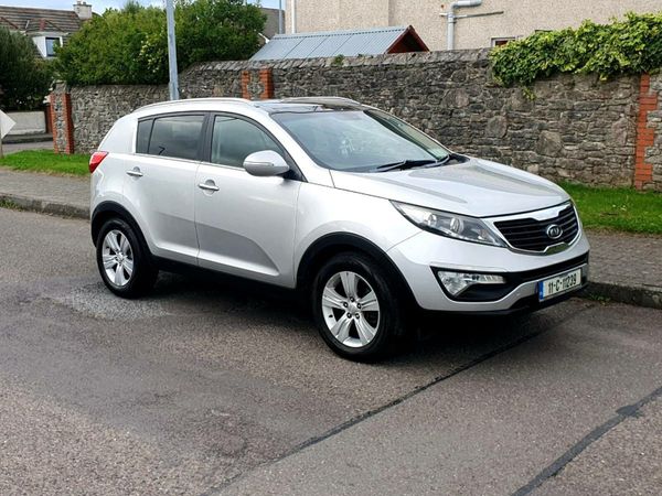 Kia Sportage SUV, Diesel, 2011, Silver