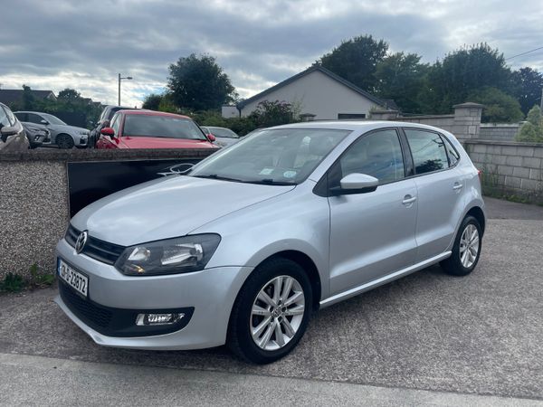 Volkswagen Polo Hatchback, Petrol, 2013, Silver