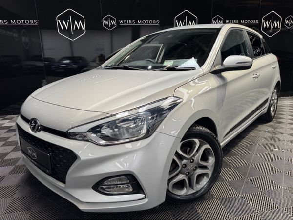 Hyundai i20 Hatchback, Petrol, 2020, Grey