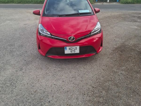 Toyota Vitz Hatchback, Petrol, 2016, Red