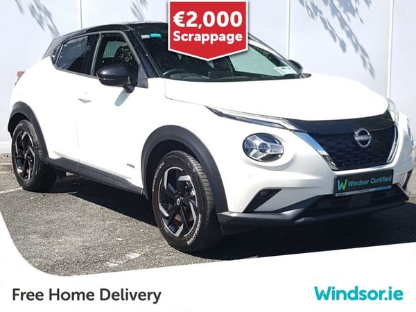 Nissan Juke SUV, Petrol Hybrid, 2023, White