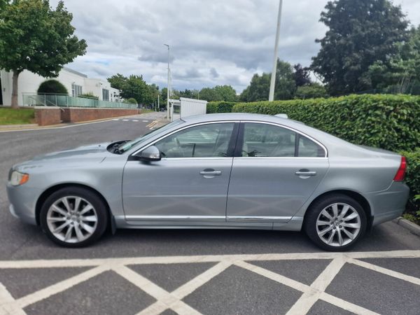 Volvo S80 Saloon, Diesel, 2010, Silver
