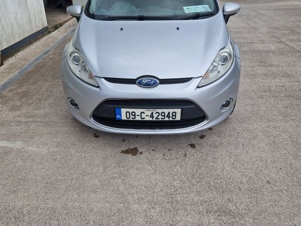 Ford Fiesta Hatchback, Diesel, 2009, Silver