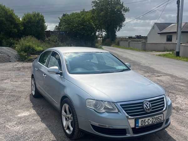 Volkswagen Passat Saloon, Diesel, 2005, Blue