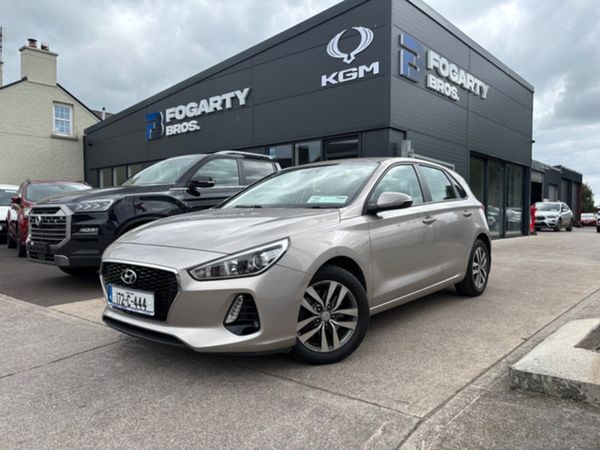 Hyundai i30 Hatchback, Diesel, 2017, White