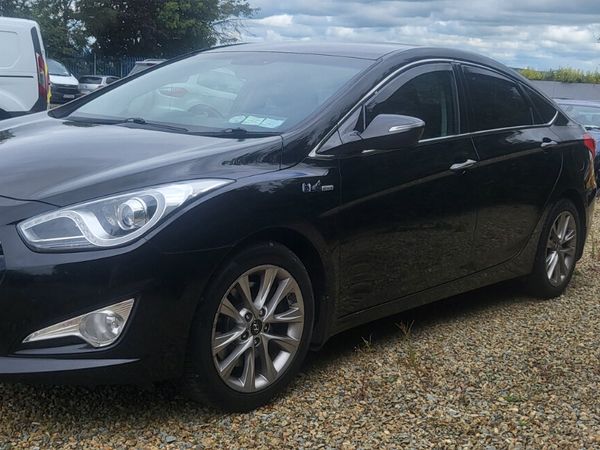 Hyundai i40 Saloon, Diesel, 2015, Black