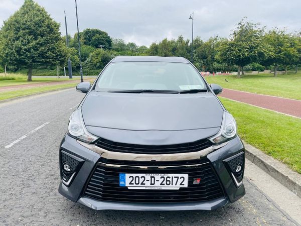 Toyota Prius MPV, Petrol Hybrid, 2020, Grey