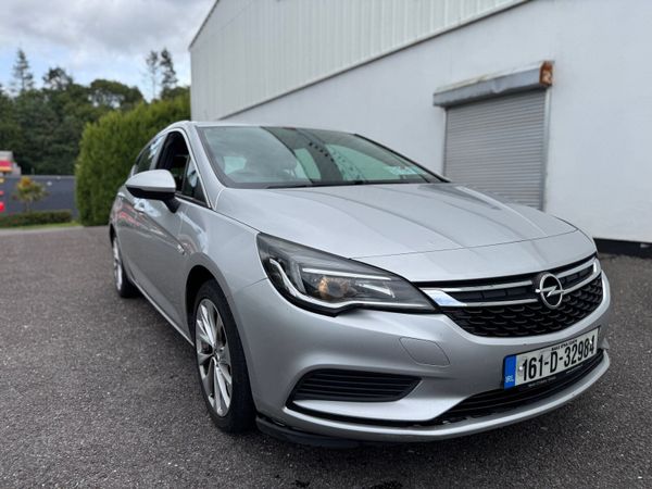 Opel Astra Hatchback, Diesel, 2016, Silver