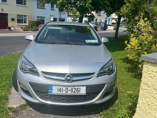 Opel Astra MPV, Diesel, 2014, Silver