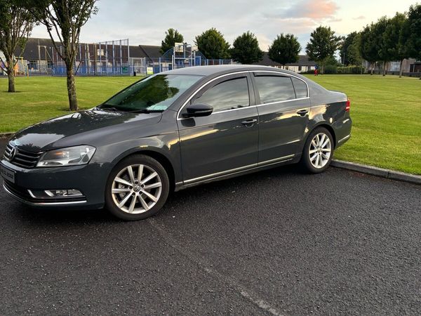 Volkswagen Passat Saloon, Diesel, 2014, Grey