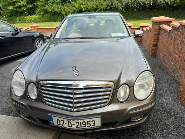 Mercedes-Benz E-Class Saloon, Petrol, 2007, Grey