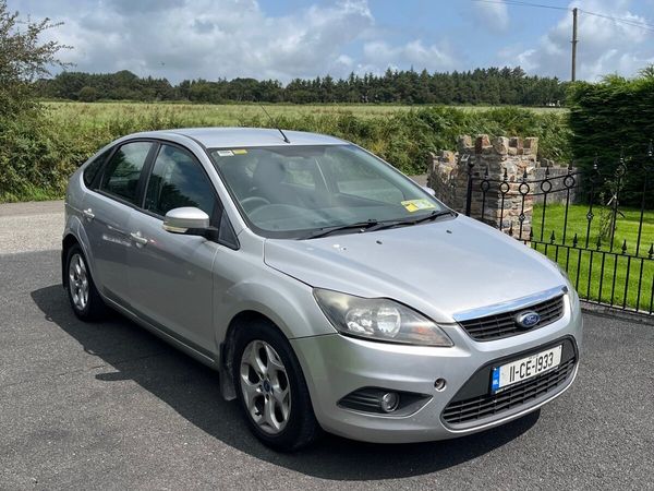 Ford Focus Hatchback, Diesel, 2011, Silver