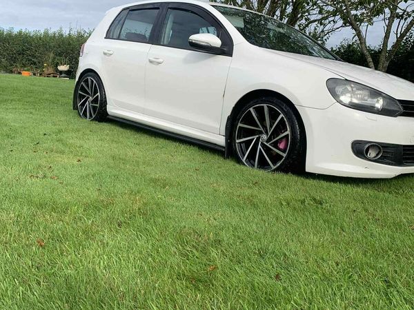 Volkswagen Golf Hatchback, Diesel, 2011, White