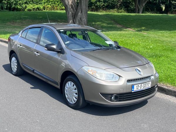 Renault Fluence Saloon, Diesel, 2012, Gold