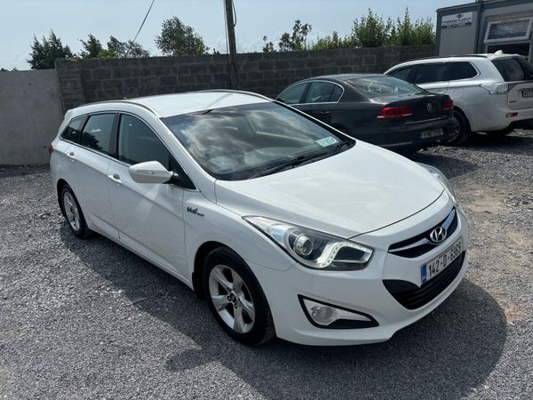 Hyundai i40 Estate/Jeep, Diesel, 2014, White