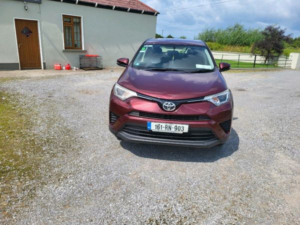 Toyota RAV4 SUV, Diesel, 2016, Red