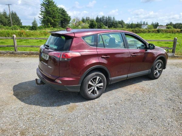 Toyota RAV4 SUV, Diesel, 2016, Red